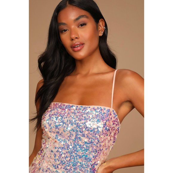 NWT Bringing the Sparkle Blush Iridescent Sequin Bodycon Mini Dress - Picture 4 of 11